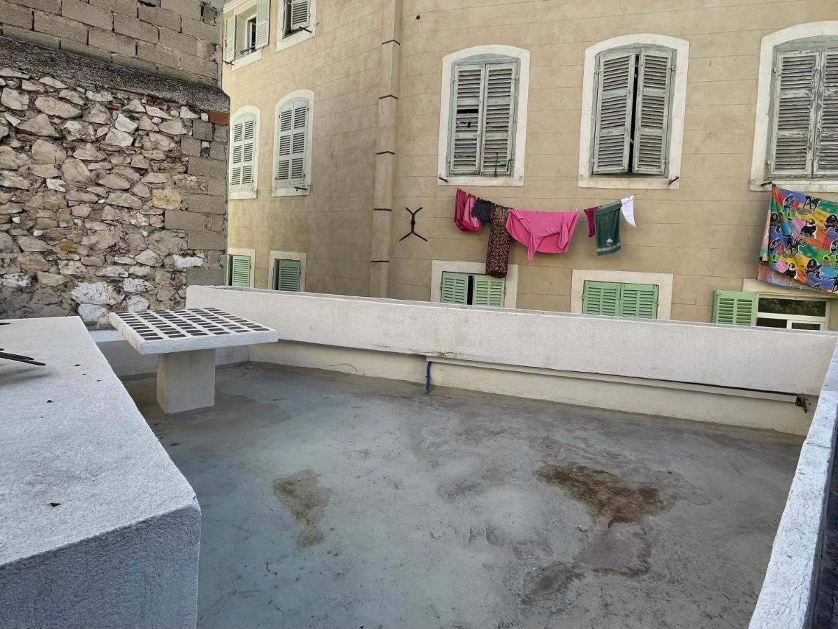 Residence Les Hauts De Saint Charles Marseilles Exterior foto